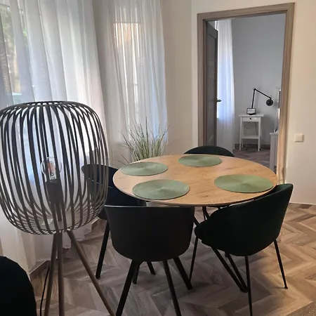 Apartamentai Turistams Lejlighed